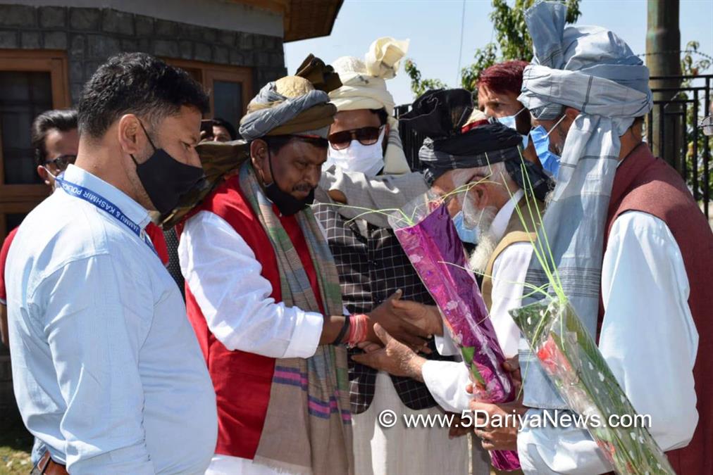 Arjun Munda, BJP, Bharatiya Janata Party, Deputy Commissioner Bandipora, Dr Owais Ahmad, Bandipora, Kashmir, Jammu And Kashmir, Jammu & Kashmir, Union Minister for  Tribal Affair