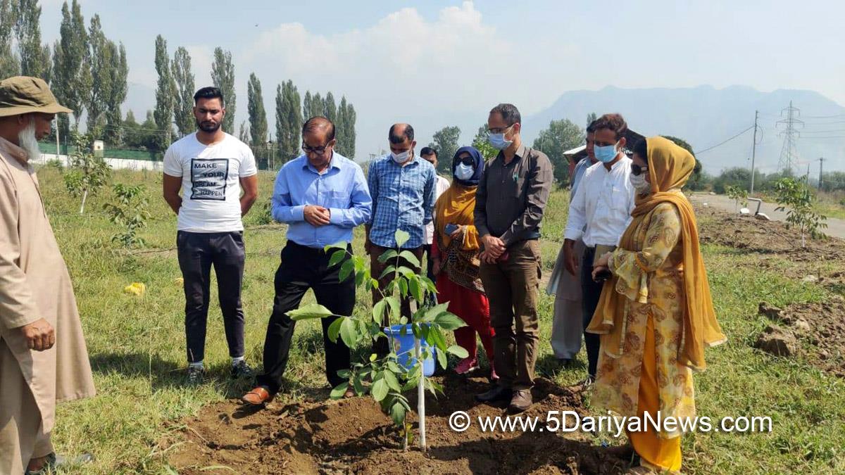 Horticulture, Horticulture Department, Director Horticulture Kashmir, Ajaz Ahmad Bhat, Jammu, Kashmir, Jammu And Kashmir, Jammu & Kashmir