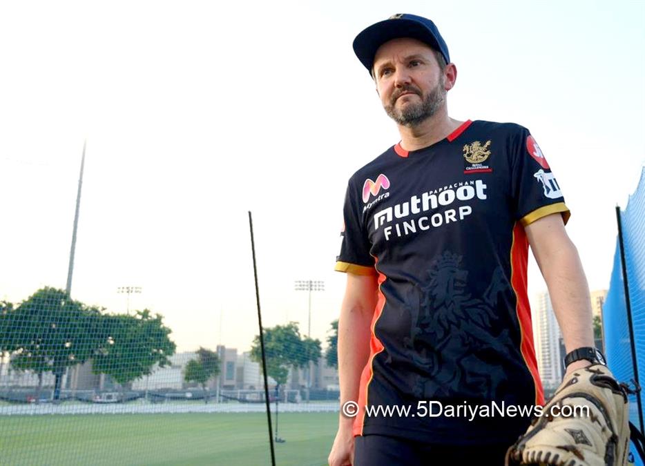 Sports News, Cricket, Cricketer, Player, Bowler, Batsman, Indian Premier League, IPL, Mike Hesson