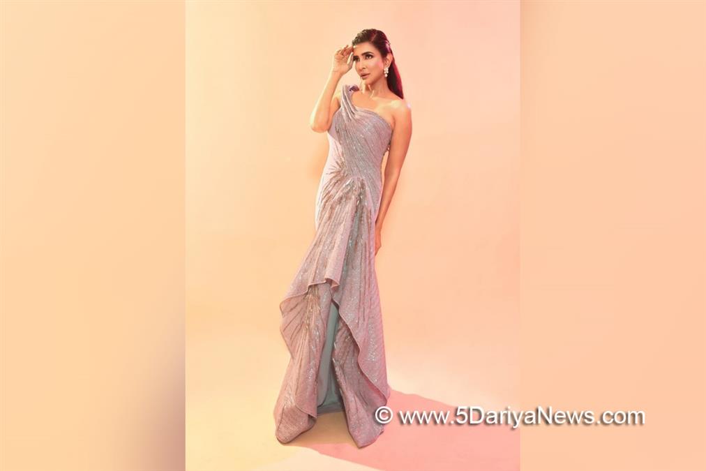 Lakshmi Manchu, Tollywood, Entertainment, Actor, Actress, Cinema, Movie, Telugu Films