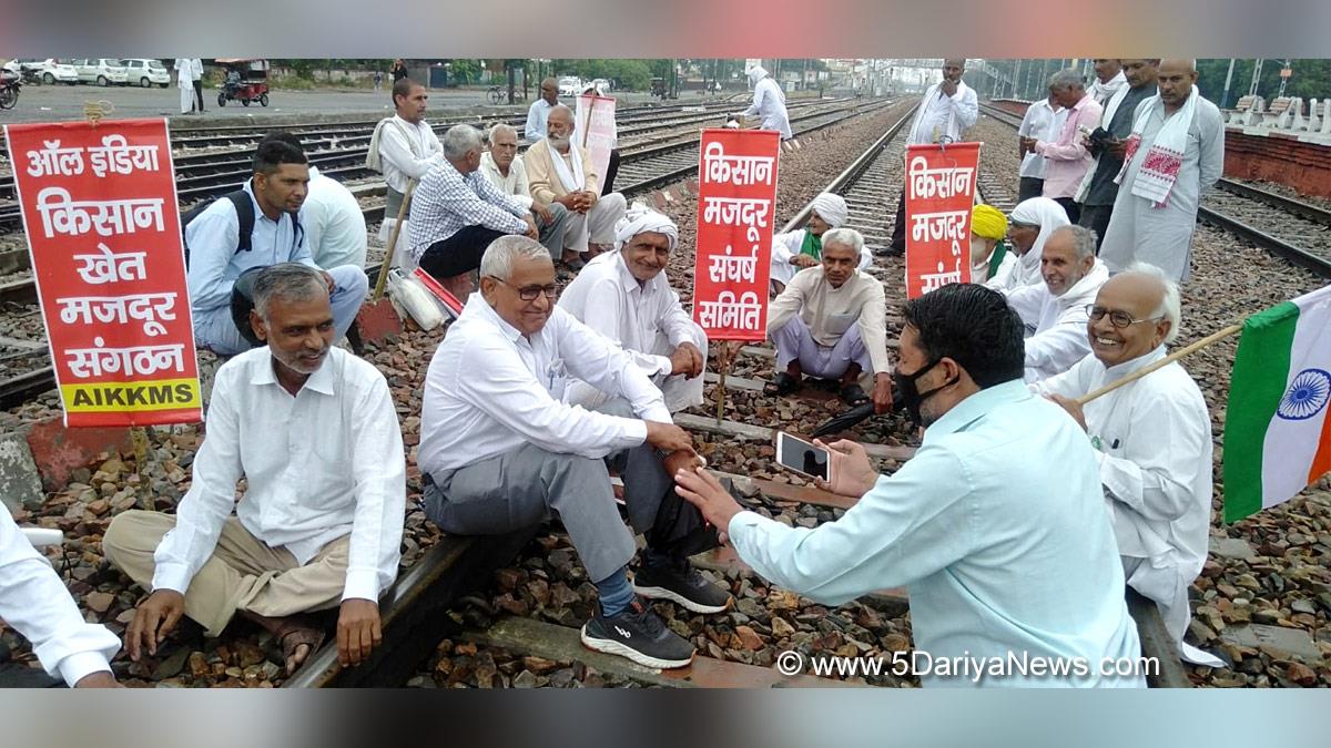 Protest, Agitation, Demonstration, #FarmersProtest, Farmers Protest, Bharatiya Kisan Union, Farmer Protest, #FarmerProtest, Samyukt Kisan Morcha, Rakesh Tikait, Karnal