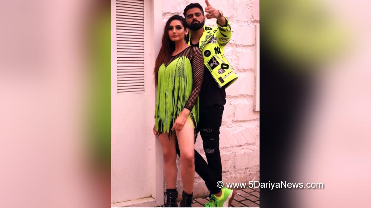 Sandalwood, Entertainment, Actress, Cinema, Movie, Bengaluru, Ragini Dwivedi, Venus Entertainment