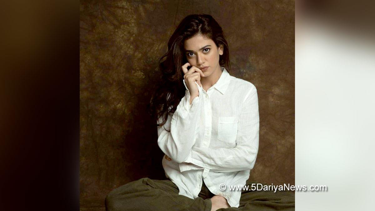 Bollywood, Entertainment, Mumbai, Actress, Cinema, Hindi Films, Movie, Mumbai News, Heroine, Shruti Sharma 