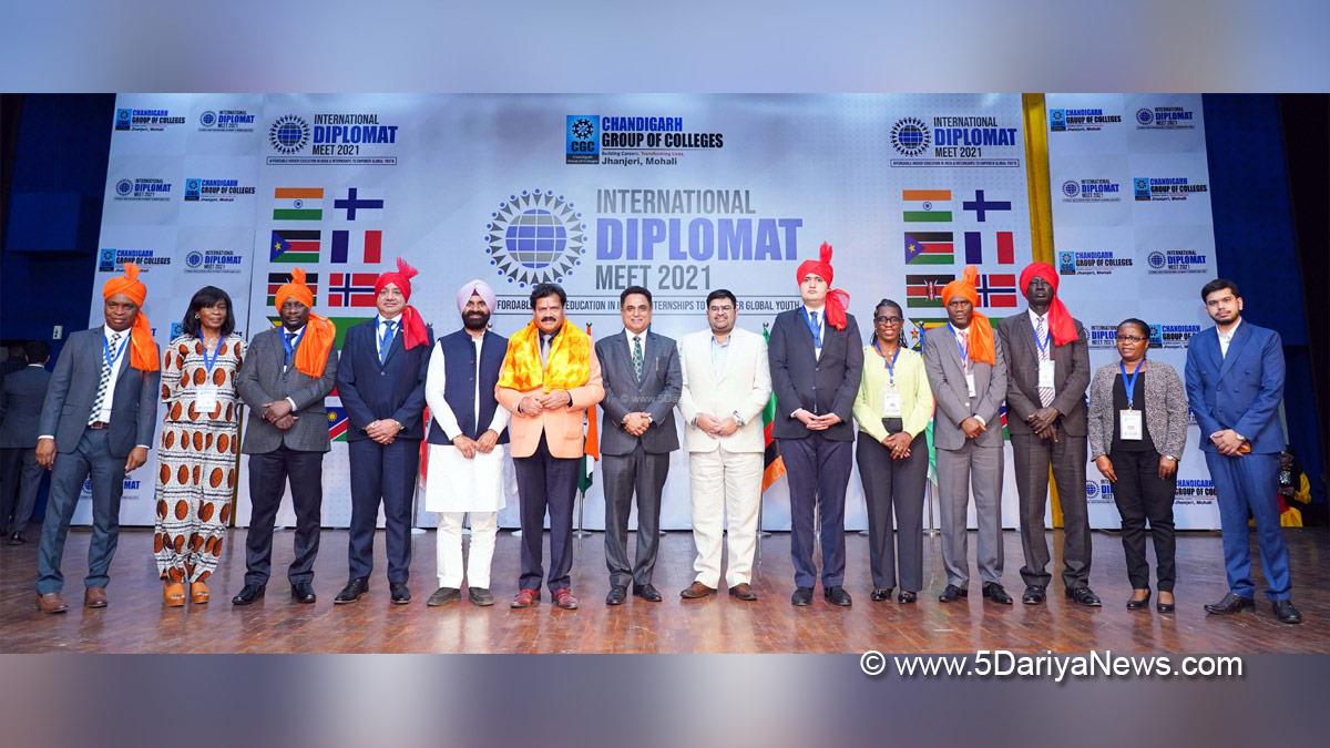 CGC Jhanjeri, Chandigarh Group Of Colleges, Satnam Singh Sandhu, Rashpal Singh Dhaliwal, Jhanjeri, Dr. Raj Kumar Verka, Congress, Punjab Congress, Raj Kumar Verka