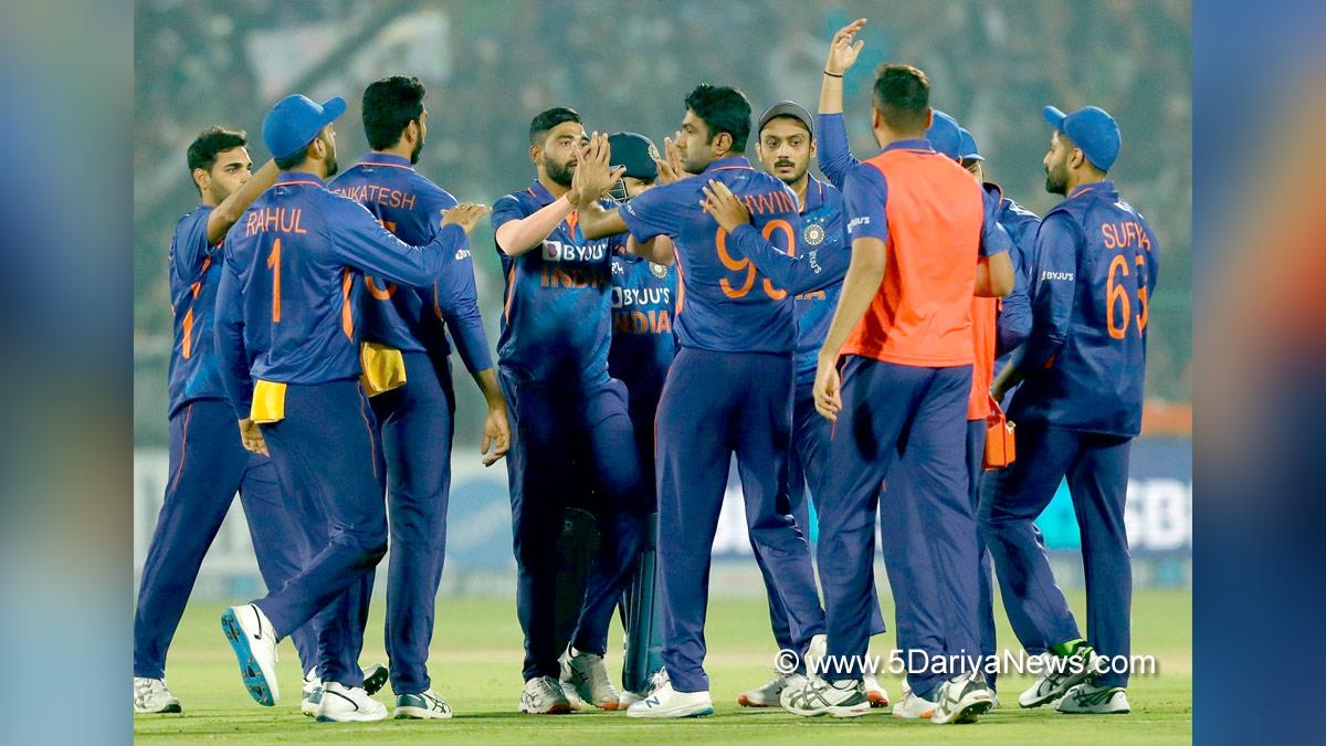 Sports News, Cricket, Cricketer, Player, Bowler, Batsman, Indian Premier League, IPL, 1st T20I, India, New Zealand