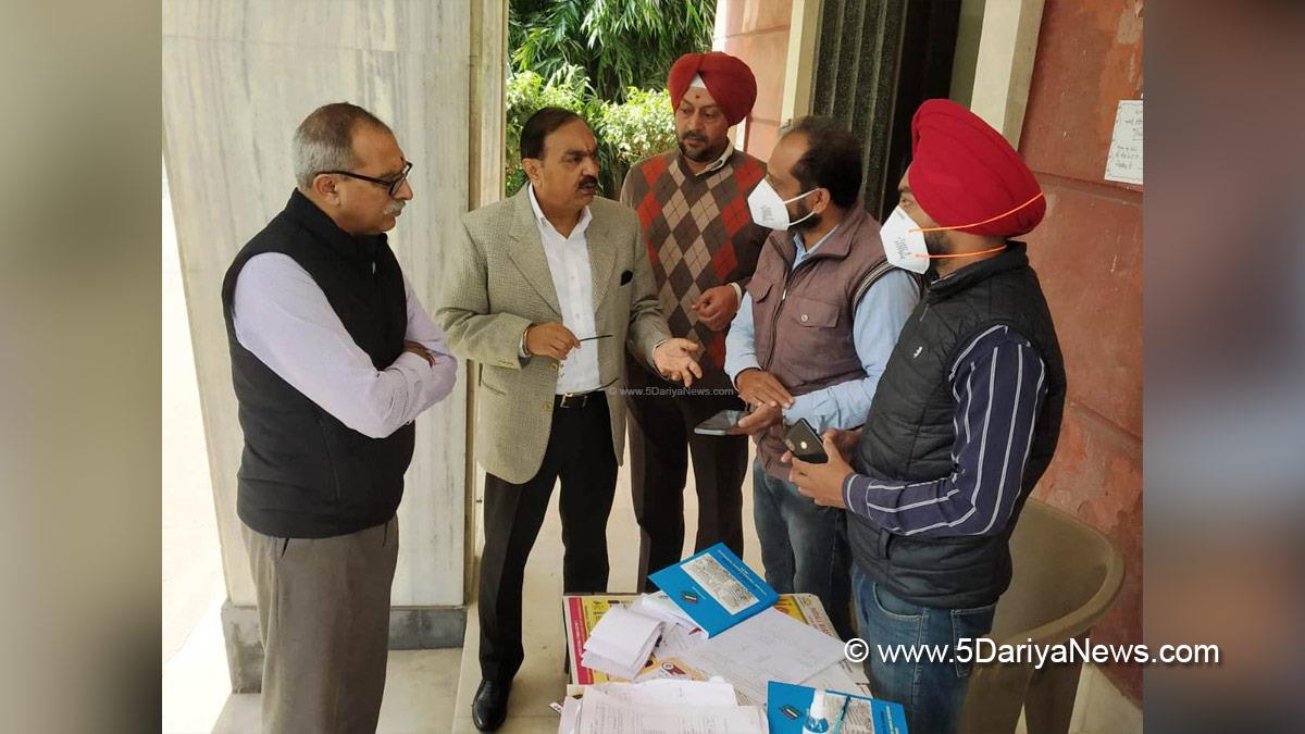 Chander Gaind, Patiala Divisional Commissioner, Divisional Commissioner Patiala, Deputy Commissioner Patiala, Sandeep Hans