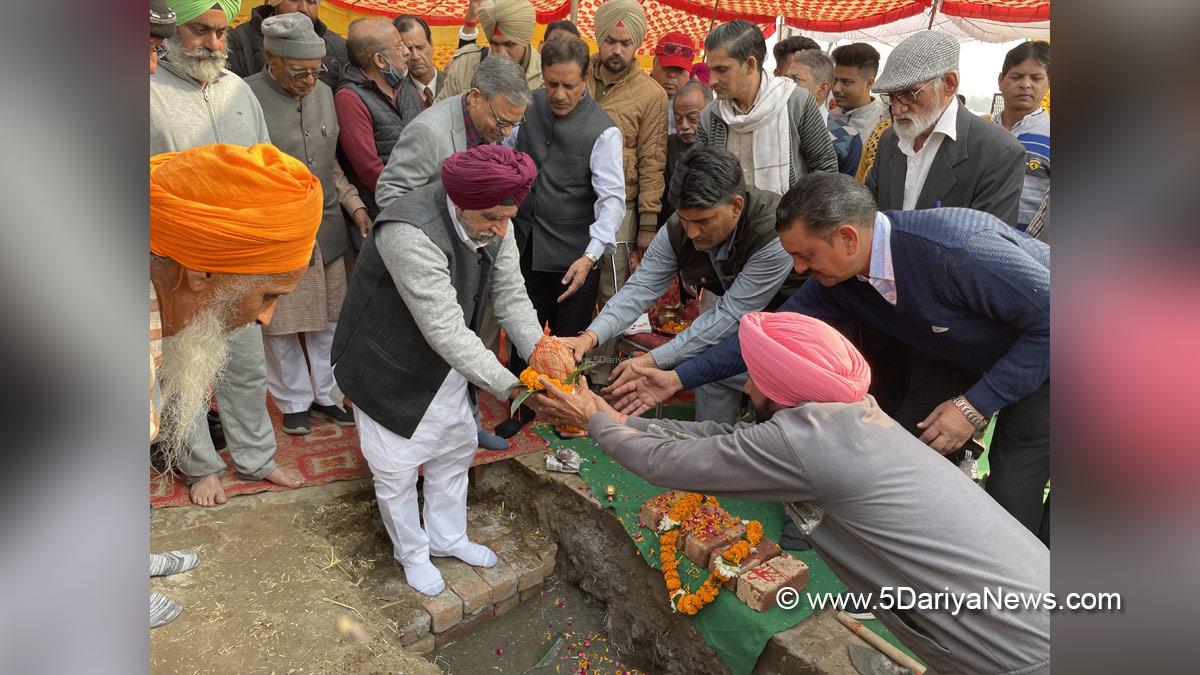 Tript Rajinder Singh Bajwa, Tripat Rajinder Singh Bajwa, Chandigarh, Punjab Pradesh Congress Committee, Congress, Punjab Congress, Government of Punjab, Punjab Government, Punjab, Batala