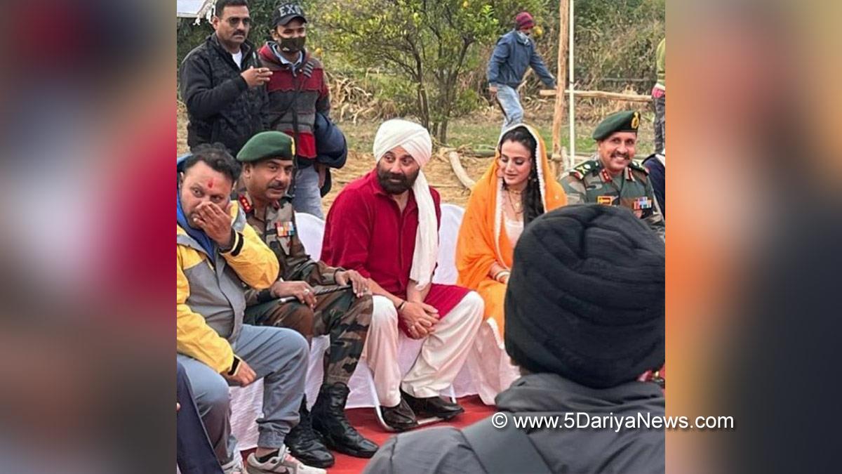 Bollywood, Entertainment, Mumbai, Actor, Cinema, Hindi Films, Movie, Mumbai News, Sunny Deol, Ameesha Patel, Gadar 2