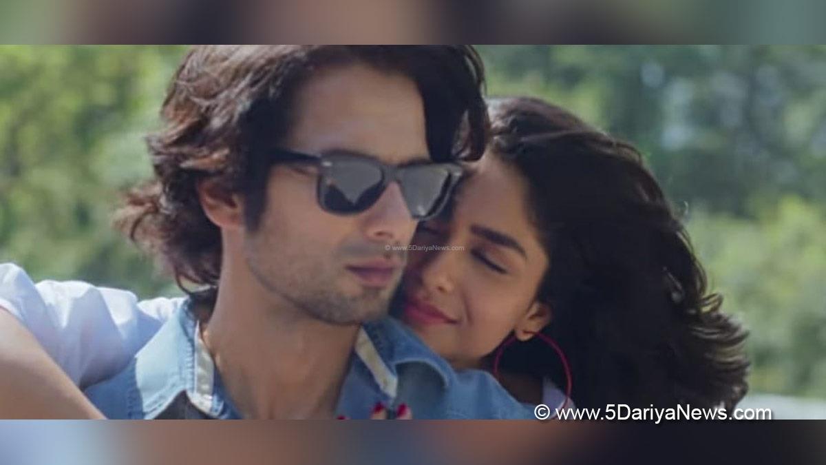 Shahid Kapoor, Bollywood, Entertainment, Mumbai, Actor, Cinema, Hindi Films, Movie, Mumbai News, Baliye Re, Jersey