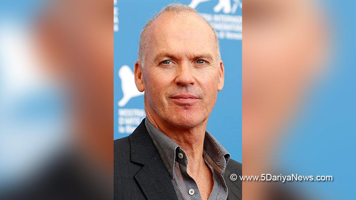 Hollywood, Los Angeles, Actor, Actress, Cinema, Movie, Michael Keaton, Batman, Batgirl, Leslie Grace