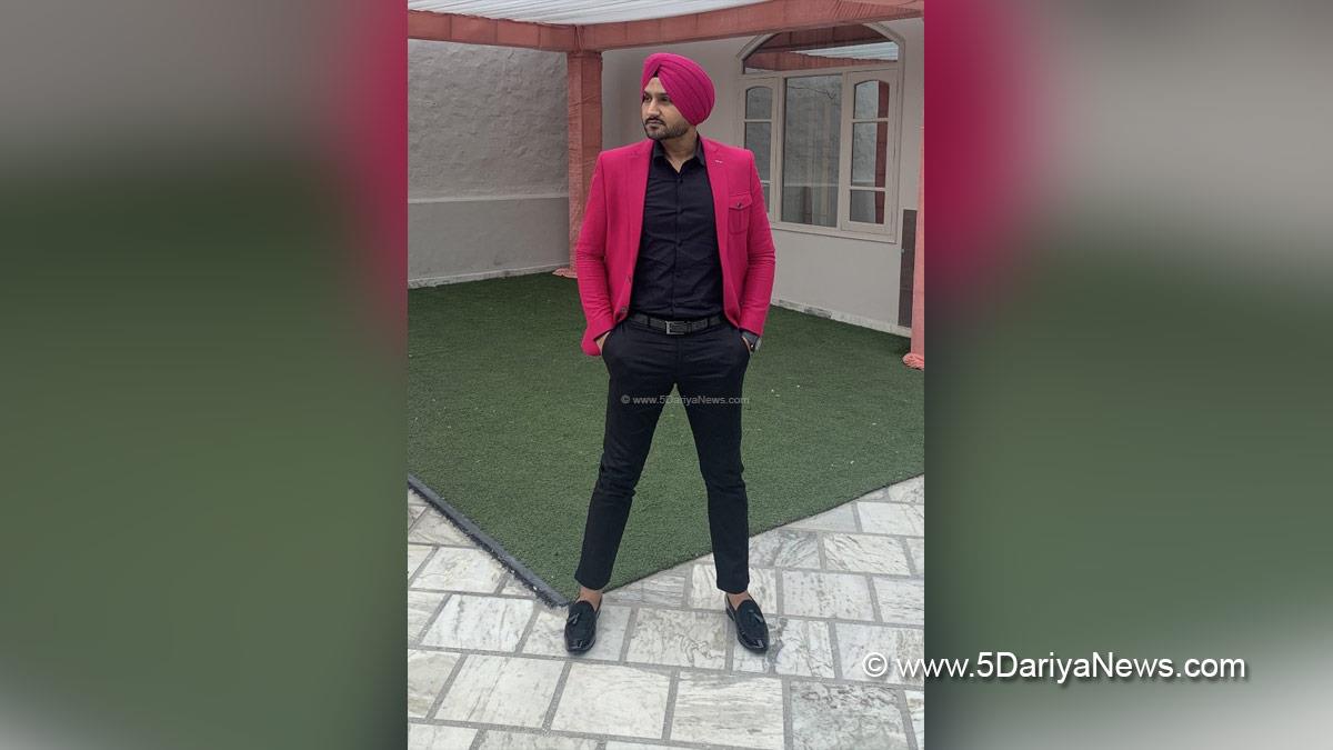 Sports News, Cricket, Cricketer, Player, Bowler, Batsman, Harbhajan Singh, Retirement