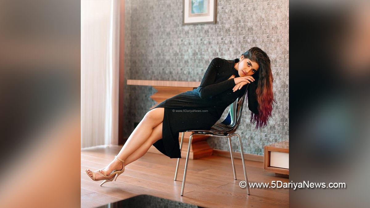 Tollywood, Entertainment, Actor, Actress, Cinema, Movie, Telugu Films, Megha Akash, Mazhai Pidikatha Manithan