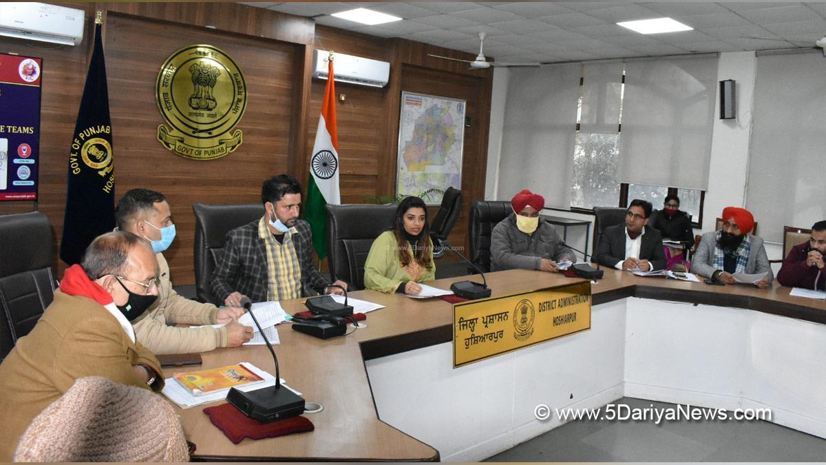 DC Hoshiarpur, Deputy Commissioner Hoshiarpur, Apneet Riyait, Hoshiarpur