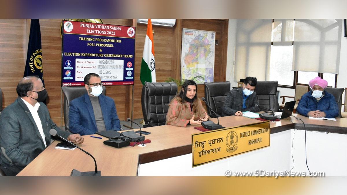 DC Hoshiarpur, Deputy Commissioner Hoshiarpur, Apneet Riyait, Hoshiarpur