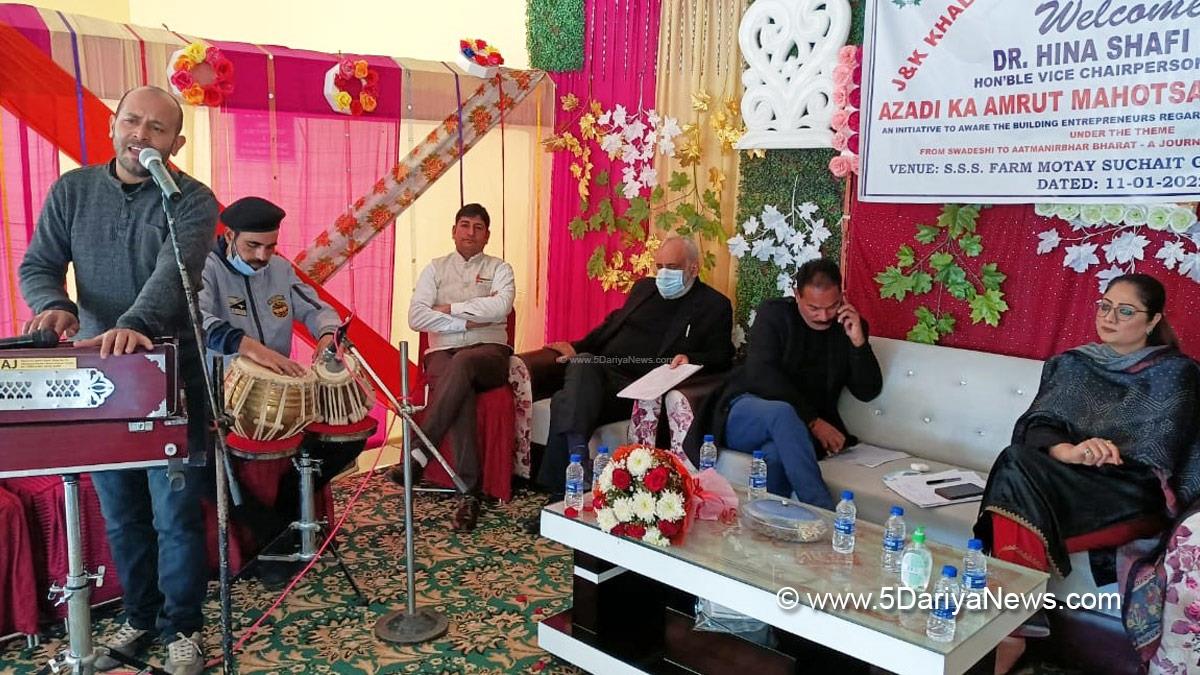 Hina Bhat, Kashmir, Jammu And Kashmir, Jammu & Kashmir, Jammu, J&K Khadi Villages and Industries Board, JKKVIB, Dr.Hina Shafi Bhat, KVIB