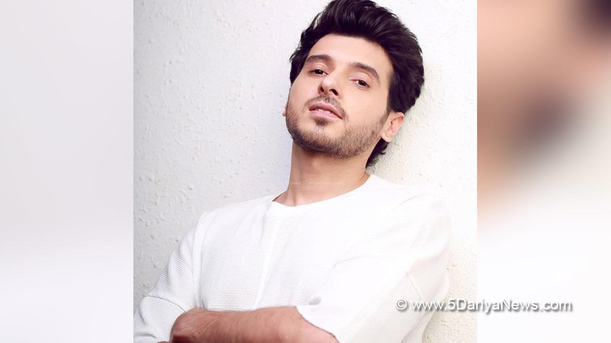 Bollywood, Entertainment, Mumbai, Actor, Cinema, Hindi Films, Movie, Mumbai News, Divyenndu