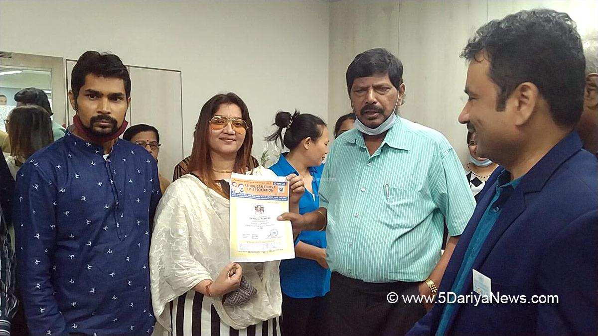 Dr Ramdas Athawale, Republican Film and TV Association, RFTA, Dr. Geet S Thakkar, Perfect Woman Magazine, Perfect Achievers Award