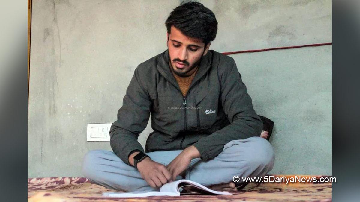 Sajad Lateef, Kashmir, Jammu And Kashmir, Jammu & Kashmir, Pulwama, National Eligibility cum Entrance Test, NEET, Sajjad Ahmed