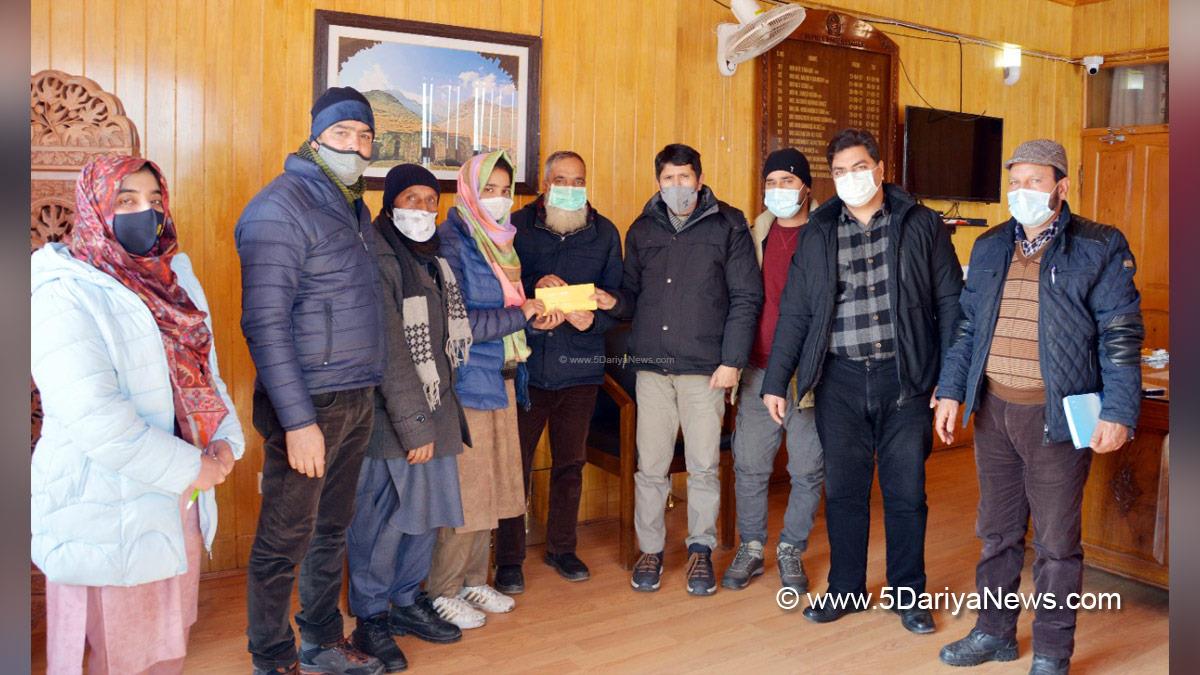 DDC Shopian, Deputy Commissioner Shopian Sachin Kumar Vaishya, Shopian, Kashmir, Jammu And Kashmir, Jammu & Kashmir