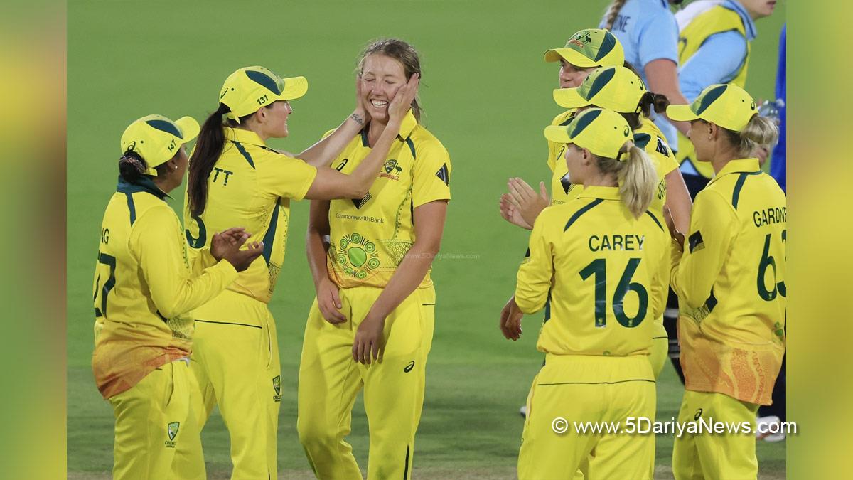 Sports News, Cricket, Cricketer, Player, Bowler, Batswoman, Australia, England, Women Ashes
