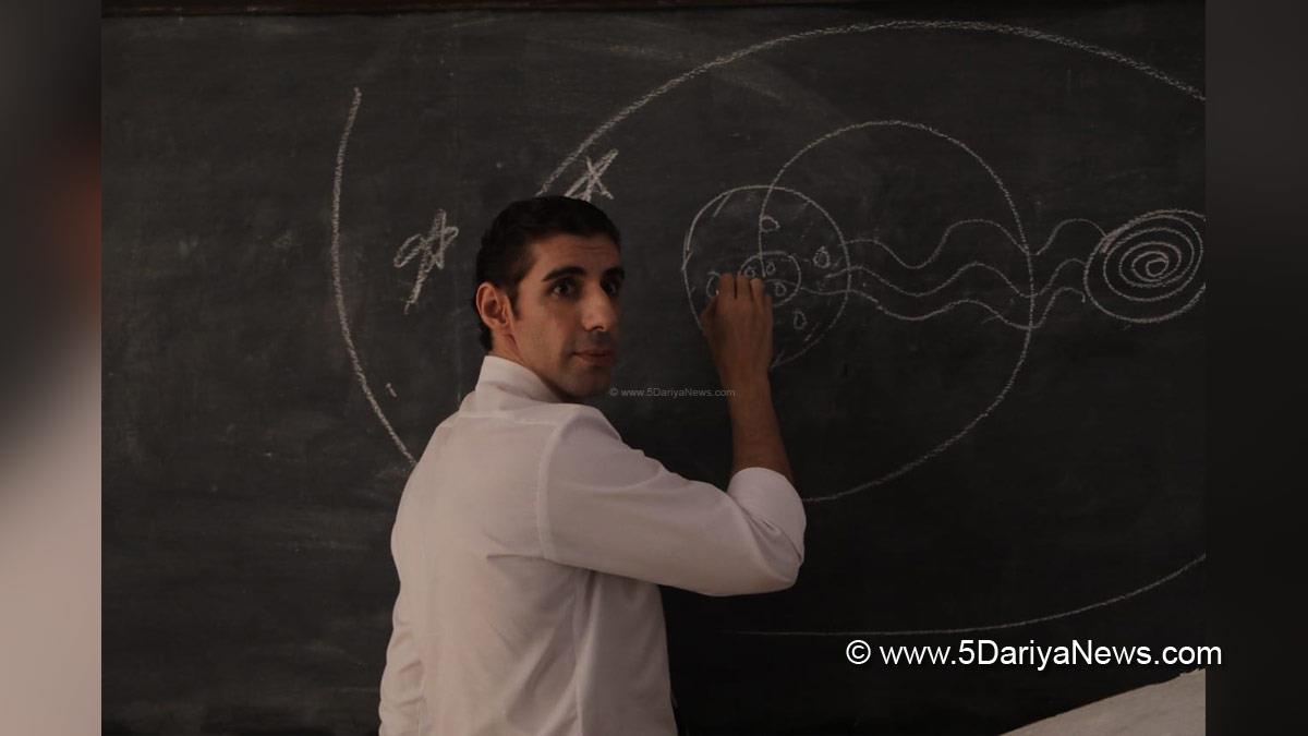 Bollywood, Review, Entertainment, Mumbai, Actor, Cinema, Hindi Films, Movie, Mumbai News, Abhay Pannu, Jim Sarbh, Ishwak Singh, Regina Cassandra, Rajat Kapur, Dibyendu Bhattacharya, Saba Azad, Arjun Radhakrishnan, Namit Das, K.C.Shankar, Darius Shroff, Mark Bennington and K.S. Sridhar