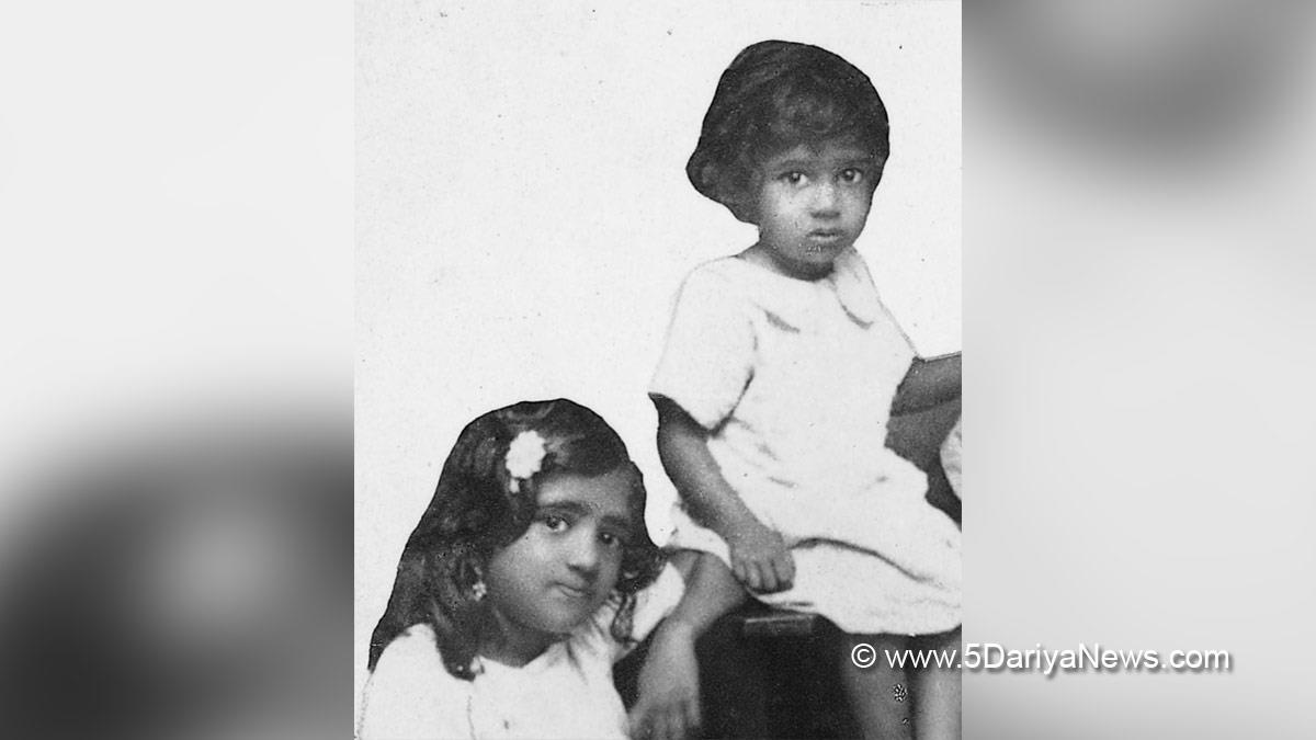 Music, Entertainment, Mumbai, Singer, Song, Mumbai News, Asha Bhosle, Lata Mangeshkar