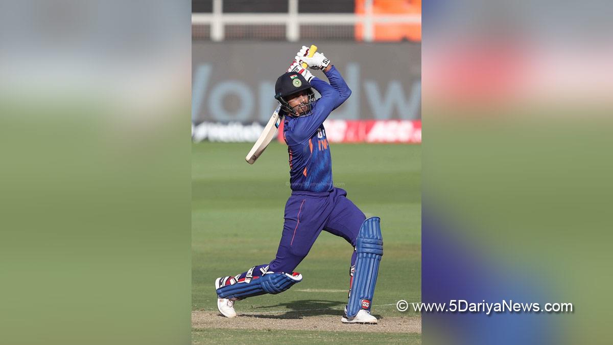 Sports News, Cricket, Cricketer, Player, Bowler, Batsman, Deepak Hooda, Virat Kohli