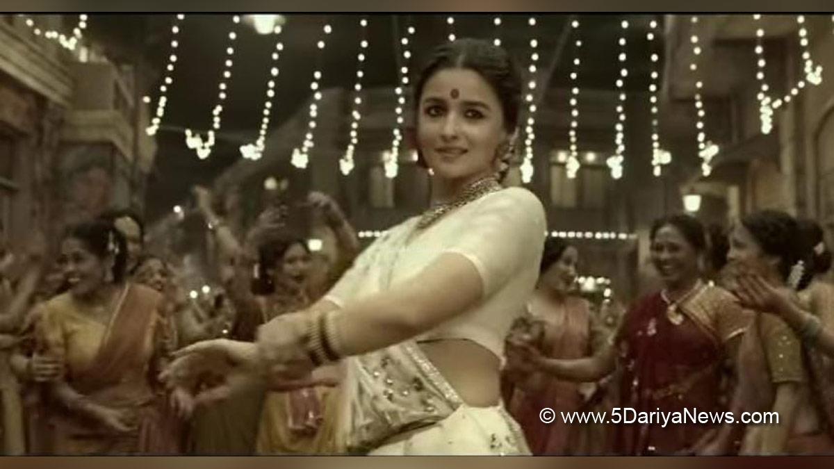 Alia Bhatt, Bollywood, Entertainment, Mumbai, Actress, Cinema, Hindi Films, Movie, Mumbai News, Heroine, Dholida, Sanjay Leela Bhansali, Gangubai Kathiawadi