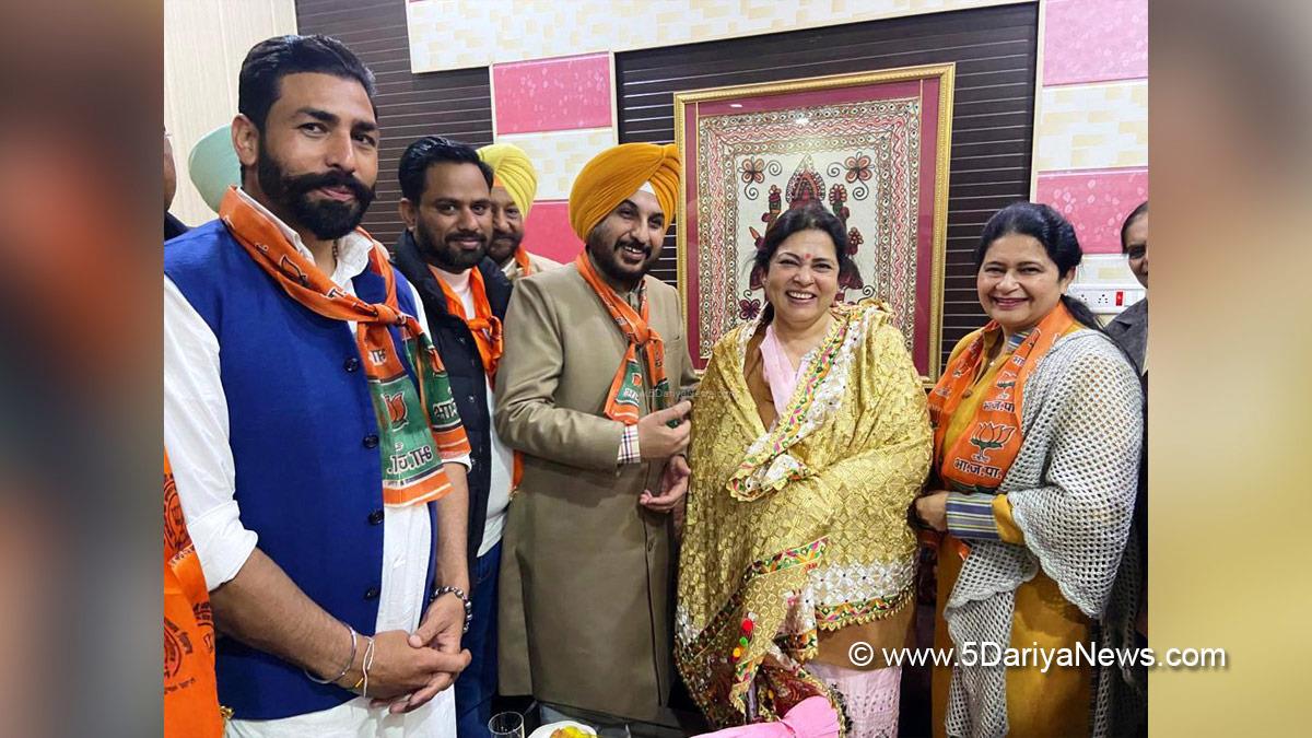 Meenakshi Lekhi, BJP, Bharatiya Janata Party, Raikot, Sehajdhari Sikh Party