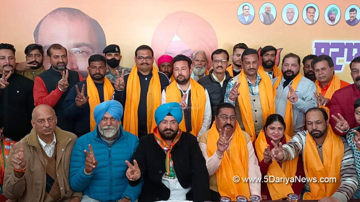 Fateh Jung Singh Bajwa, Congress, Punjab Congress, Batala