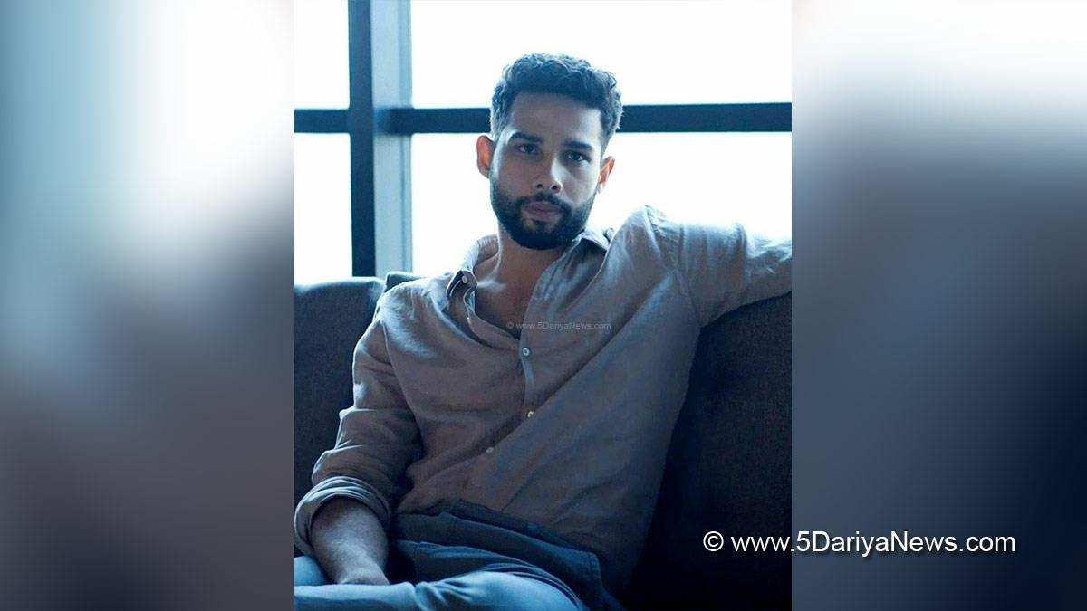 Bollywood, Entertainment, Mumbai, Actor, Cinema, Hindi Films, Movie, Mumbai News, Gully Boy, Gehraaiyan, Siddhant Chaturvedi