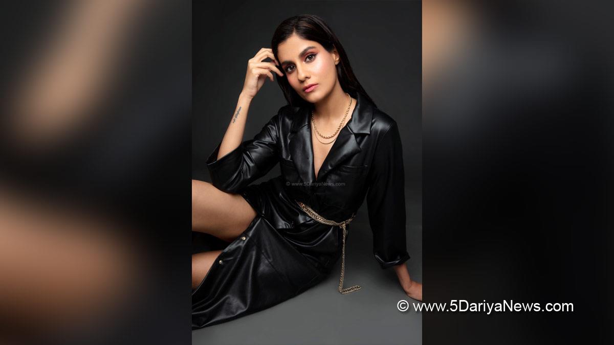 Bollywood, Entertainment, Mumbai, Actor, Actress, Cinema, Hindi Films, Movie, Mumbai News, Heroine, Shreya Dhanwanthary