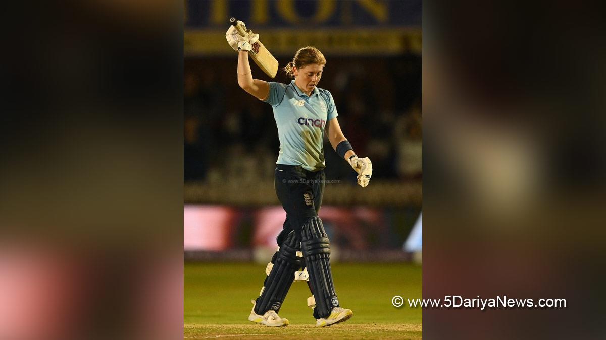 Sports News, Cricket, Cricketer, Player, Bowler, Batsman, Heather Knight