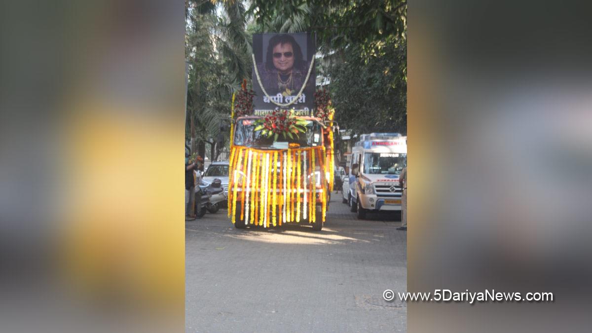 Music, Entertainment, Mumbai, Singer, Song, Mumbai News, v