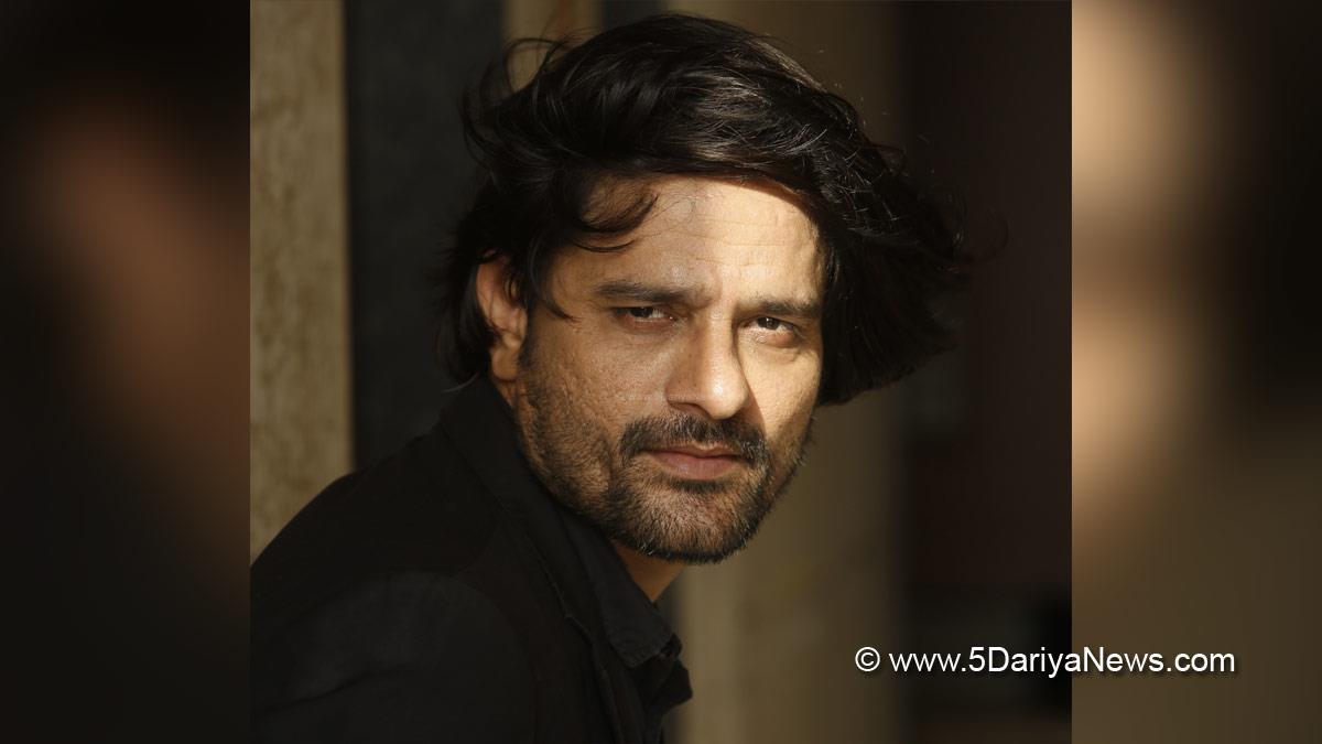 Bollywood, Entertainment, Mumbai, Actor, Cinema, Hindi Films, Movie, Mumbai News, Jaideep Ahlawat, Zeeshan Ayyub, Bloody Brothers