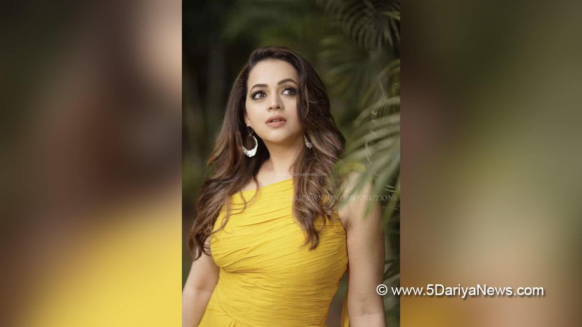 Tollywood, Entertainment, Actor, Actress, Cinema, Movie, Telugu Films, Bhavana, Malayalam, Tamil, Kannada, Telugu
