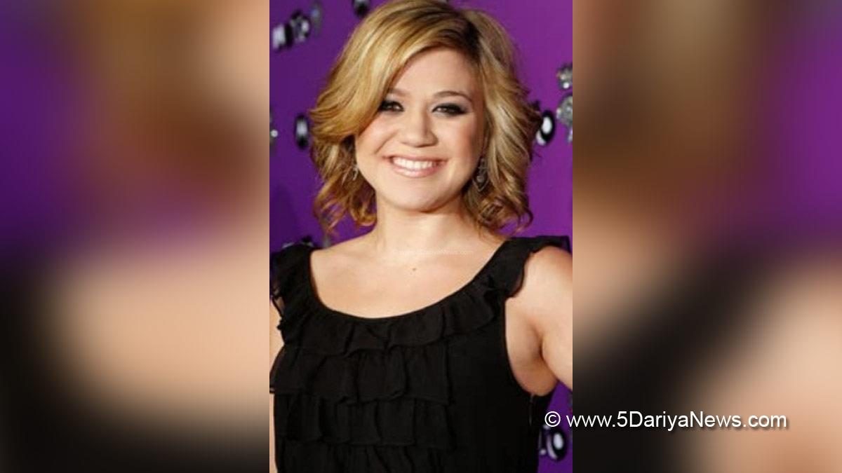 Music, Entertainment, Los Angeles, Singer, Song, Kelly Clarkson, Dolly Parton, ACM Awards