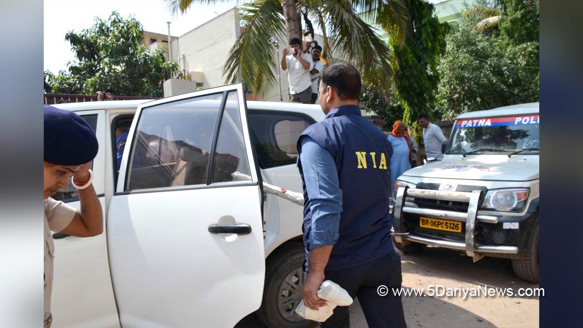 Crime News Jammu & Kashmir, Crime News JK, Police, Crime News, NIA Conducts Raids, Kashmir, Srinagar