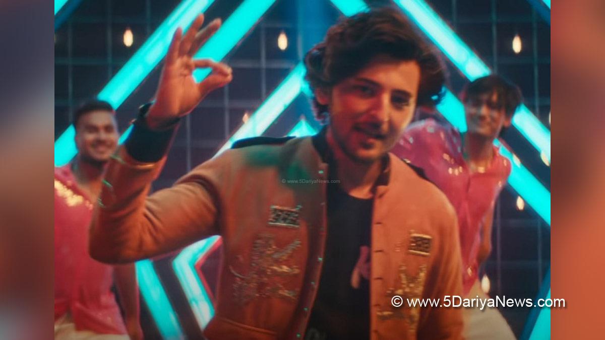 Music, Entertainment, Mumbai, Singer, Song, Mumbai News, Darshan Raval, Goriye