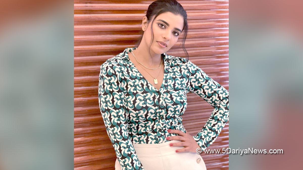 Tollywood, Entertainment, Actor, Actress, Cinema, Movie, Telugu Films, Aishwarya Rajesh, Sneha