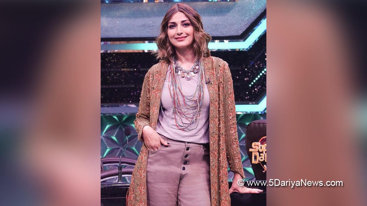Tollywood, Entertainment, Actor, Actress, Cinema, Movie, Telugu Films, Sonali Bendre