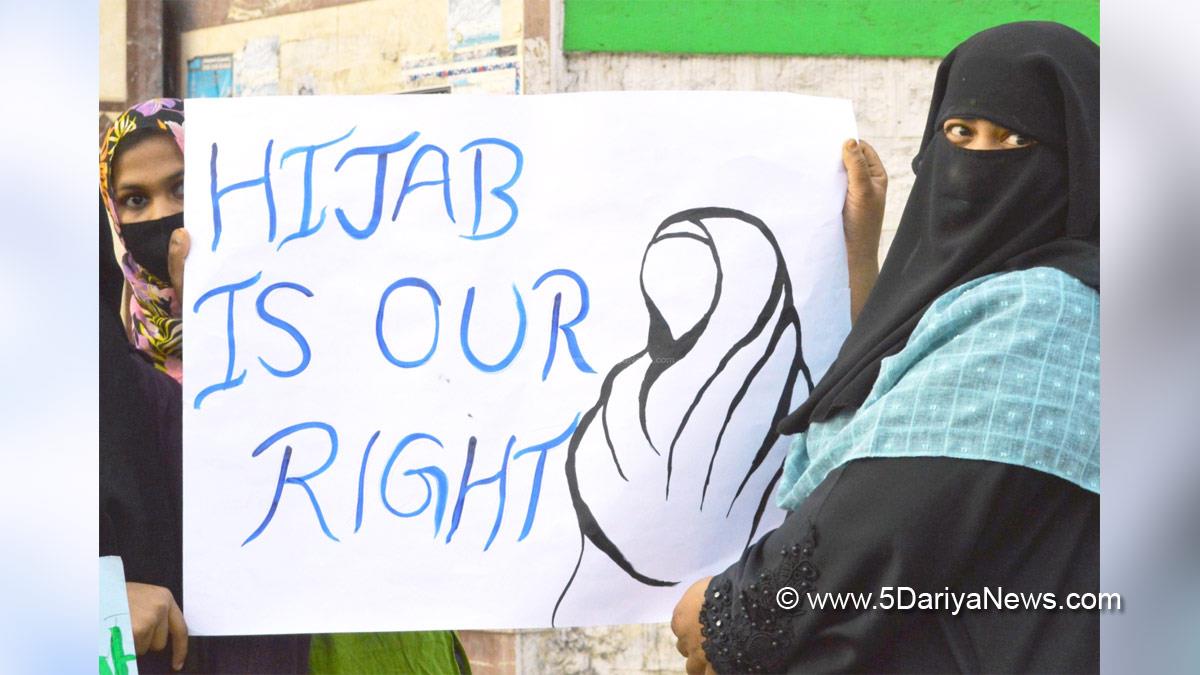 Trending Topics, Hijab Row, Banglore, Hijab Crisis, Karnatka High Court, Majority, Schools, Colleges
