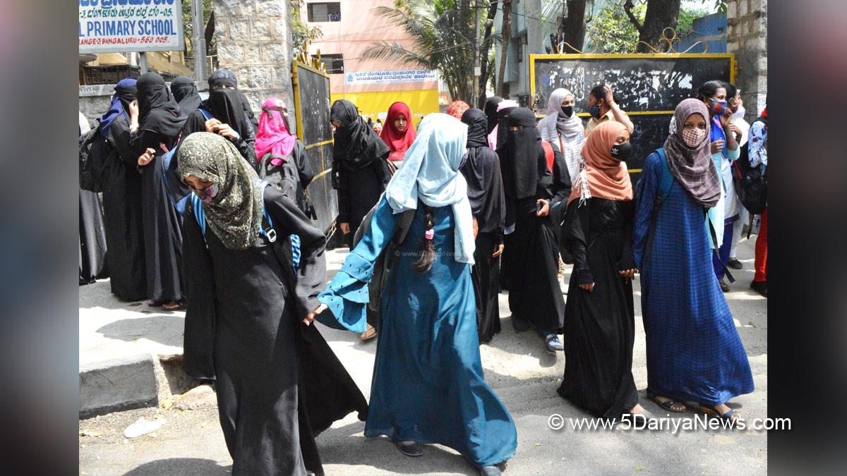 Trending Topics, Hijab Row, Banglore, Hijab Crisis, Karnatka High Court, K taka Schools, Colleges