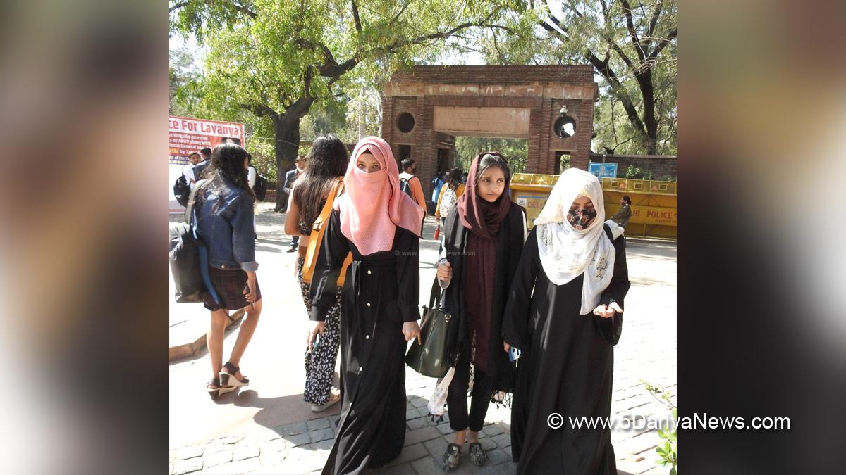 Trending Topics, Hijab Row, Banglore, Hijab Crisis, Karnatka High Court