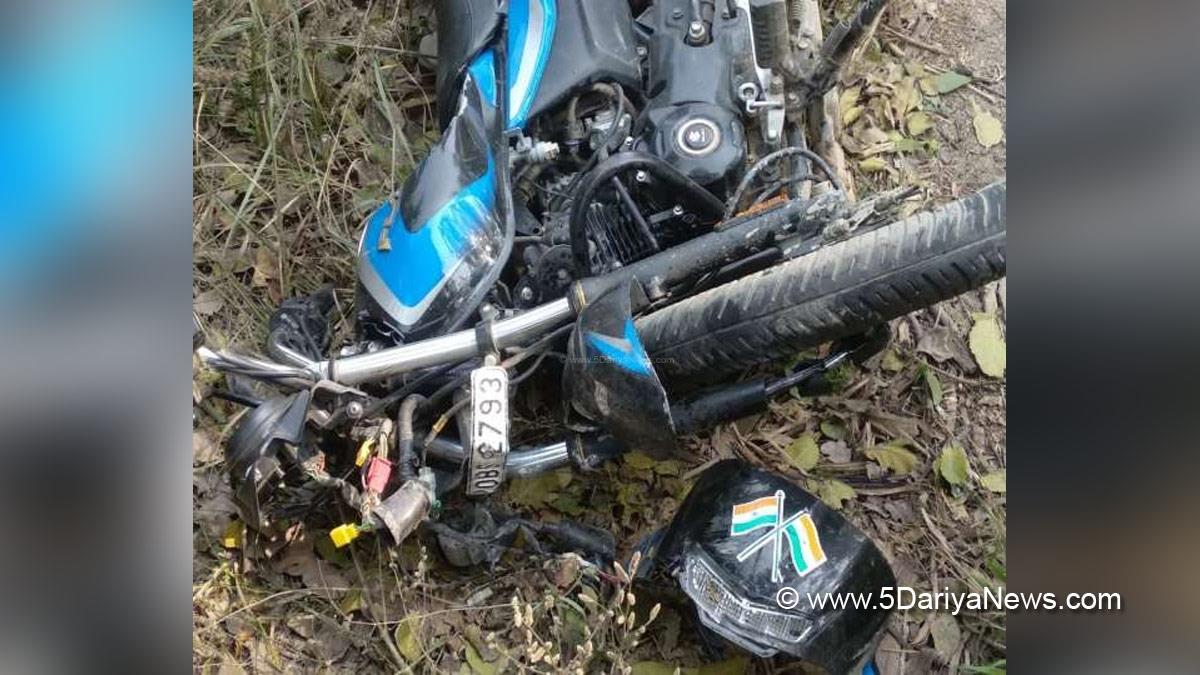 Hadsa, Bike Riders, Truck, collision, Saharanpur, Uttar Pradesh