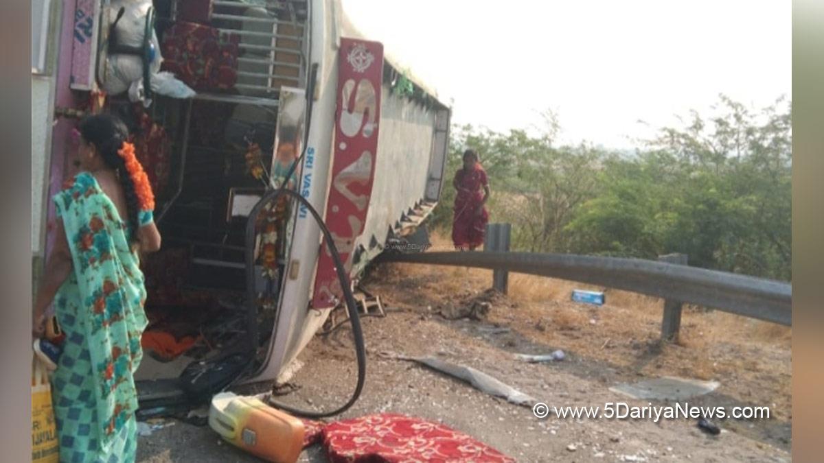 Hadsa, Accident, Tragedy, Karnataka, Tumkuru, Bus