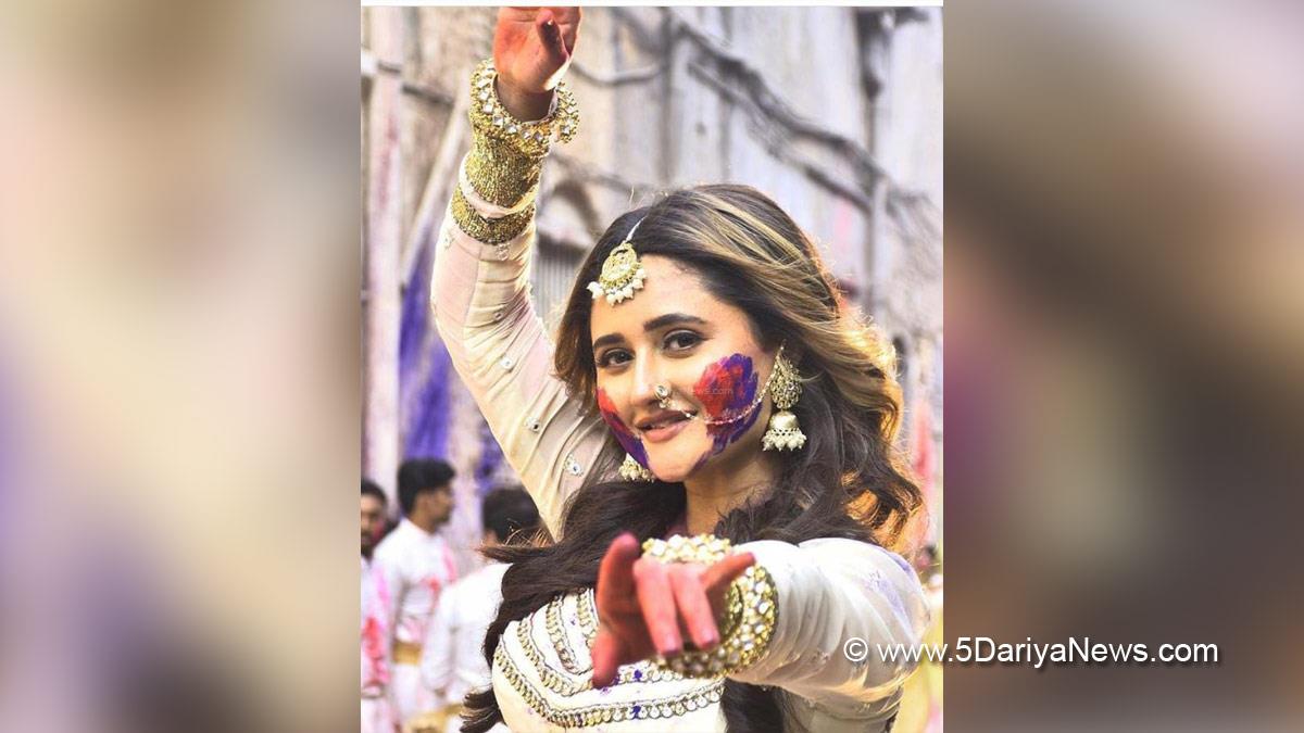 Music, Entertainment, Mumbai, Singer, Song, Mumbai News, Rashami Desai, Biraj Mein Jhoom