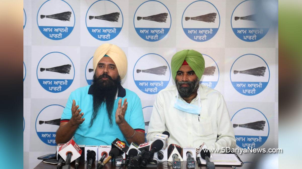 AAP, Aam Aadmi Party, Aam Aadmi Party Punjab, AAP Punjab, Malwinder Singh Kang, Dr Sunny Ahluwalia