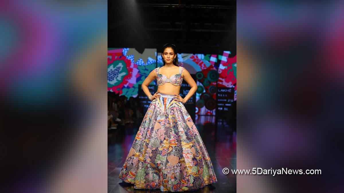 Fashion, New Delhi, FDCI x Lakme Fashion Week 2022