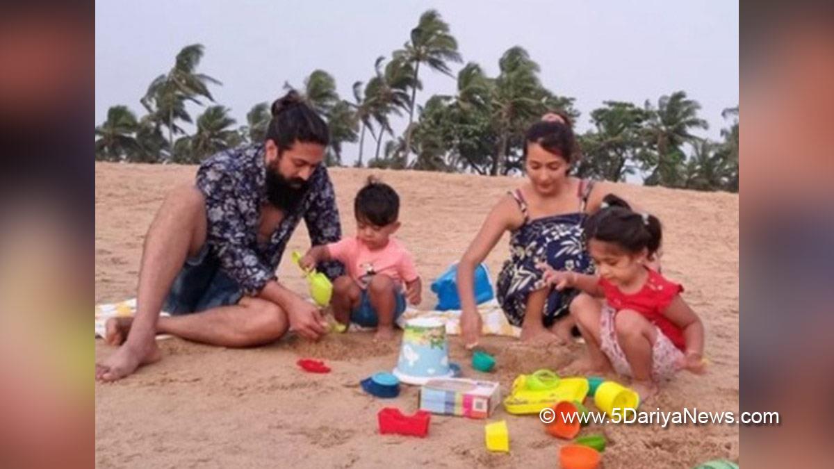 Sandalwood, Entertainment, Actress, Cinema, Movie, Bengaluru, Rocking Star Yash
